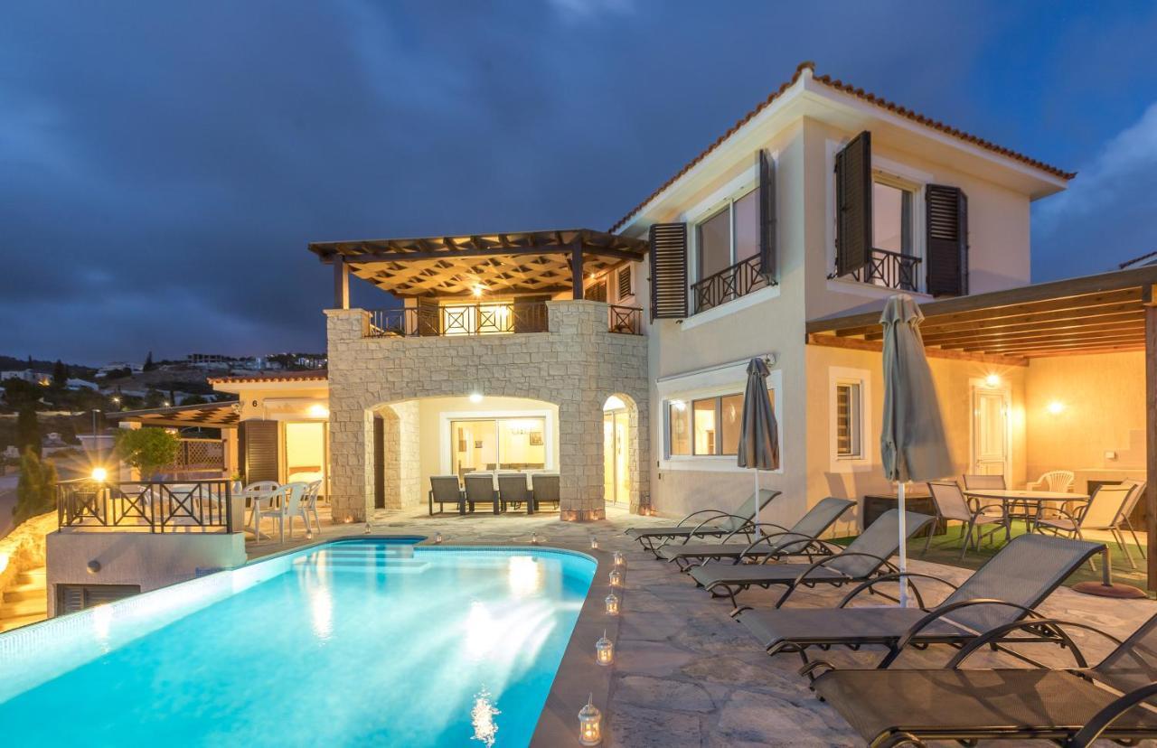 Resitour - Perneri Four Bedroom Villa Pafos Exterior foto